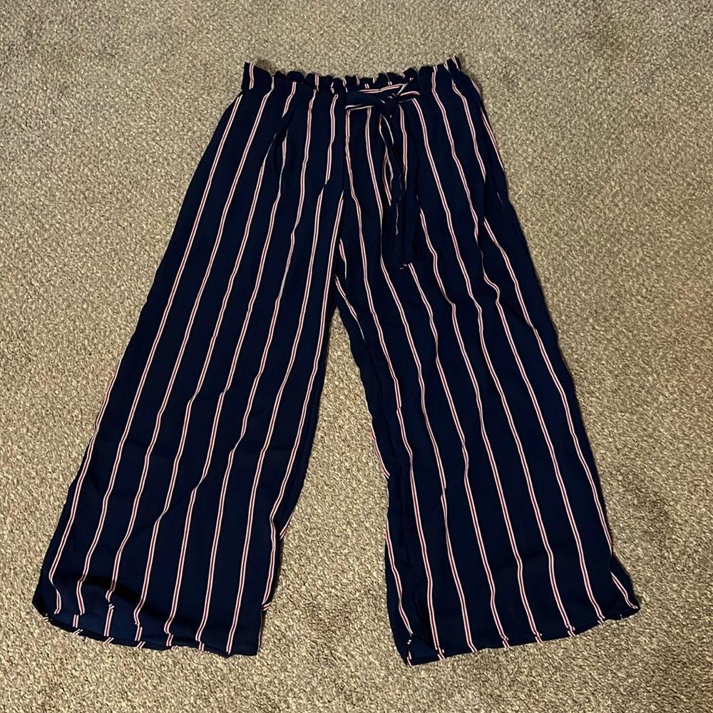 Wide legs pants